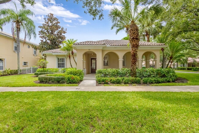 Building Photo - 121 Savona Dr