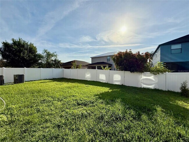 Building Photo - 13242 Wellington Hills Dr