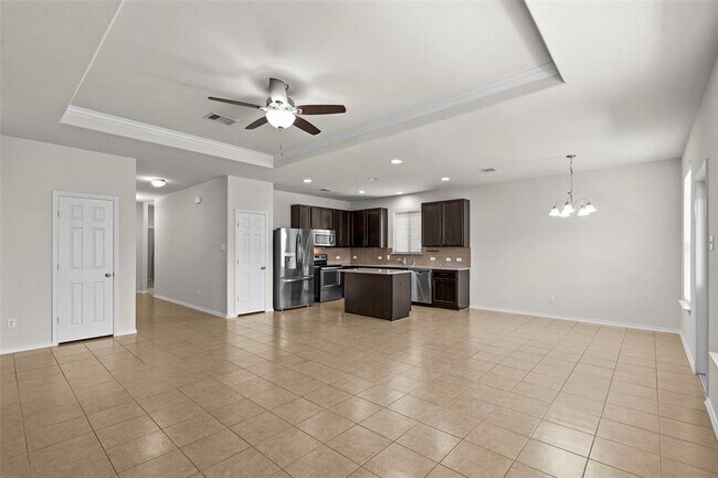Building Photo - 156 Marcheeta Way