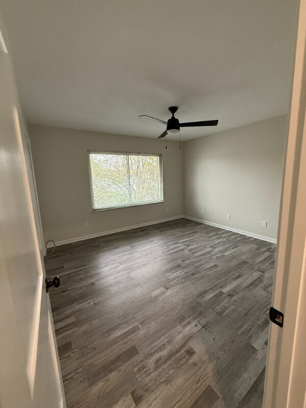 Building Photo - 120 Asbury Way