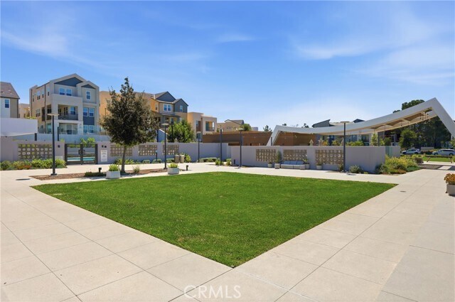 Building Photo - 158 Restore