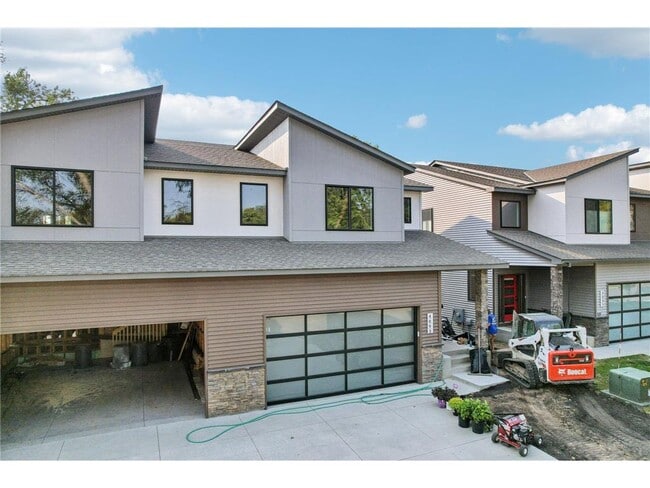 Building Photo - 4093 Isaac Ct