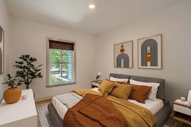 Building Photo - Updated Highland home with mid-century charm