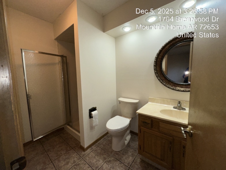 Building Photo - 1704 Brentwood Dr