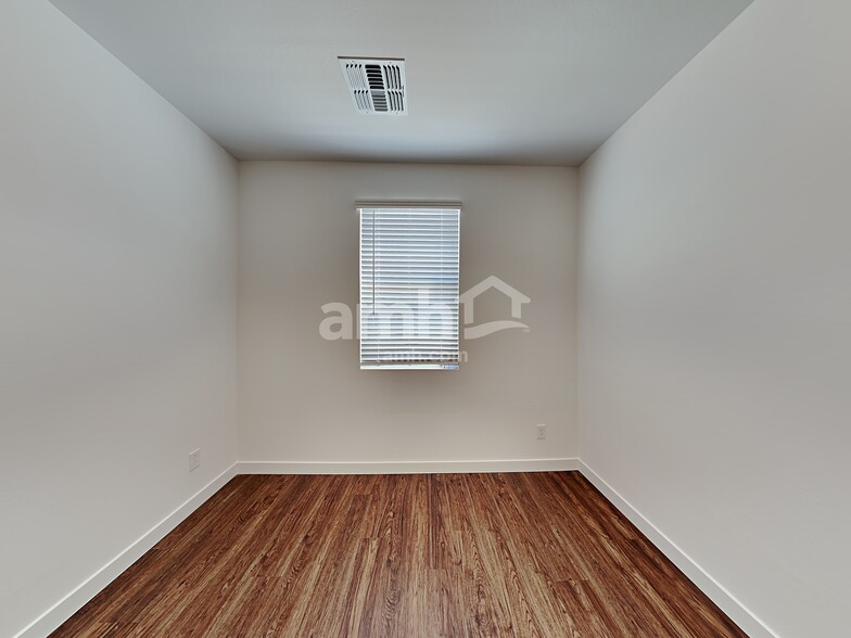 Building Photo - 10518 W Atlantis Wy