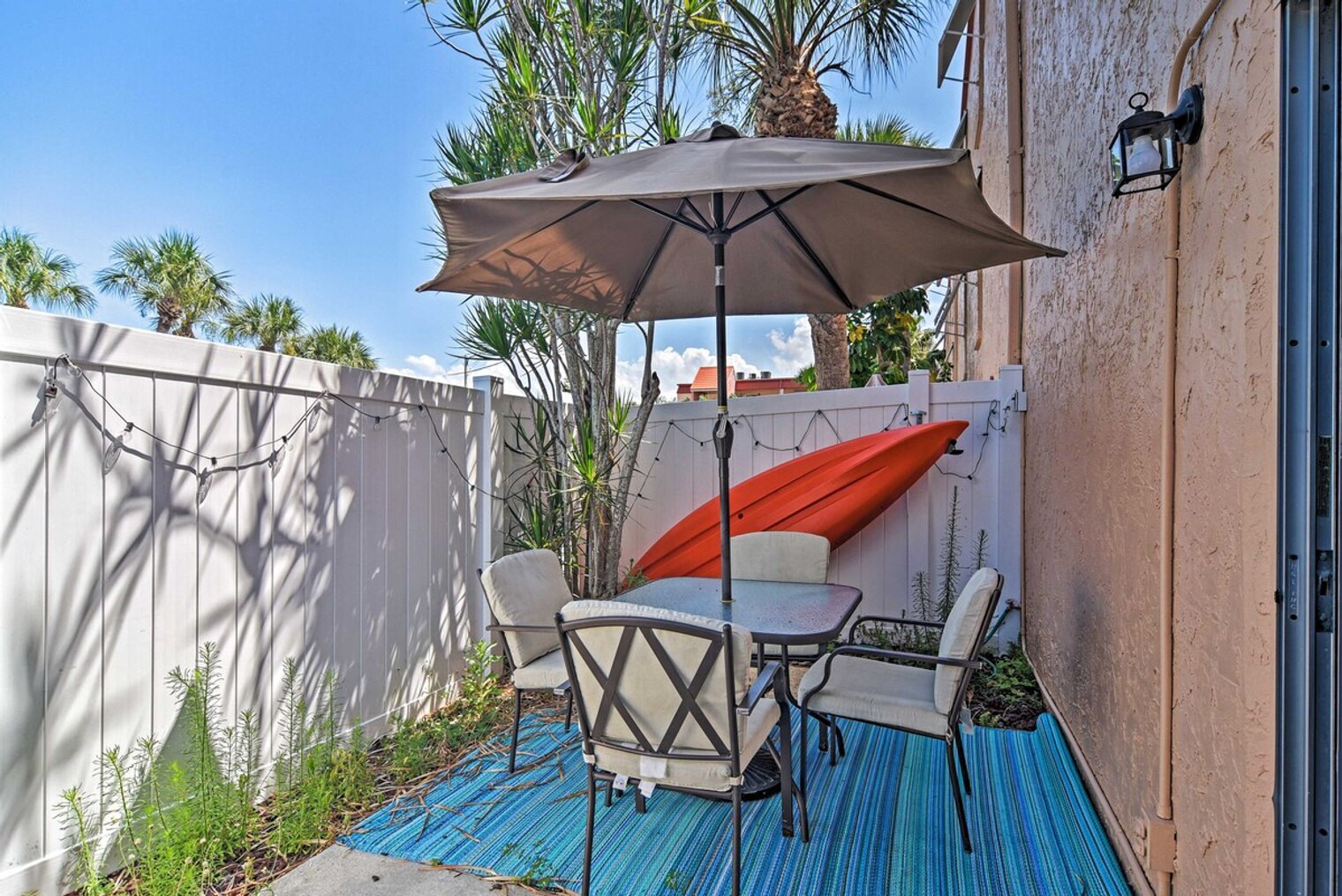 Building Photo - 8931 Blind Pass Rd