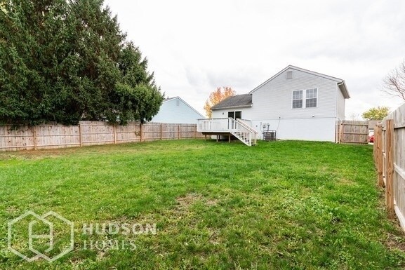 Building Photo - 1066 Esther Dr