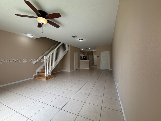 Building Photo - 2434 Cordoba Bend