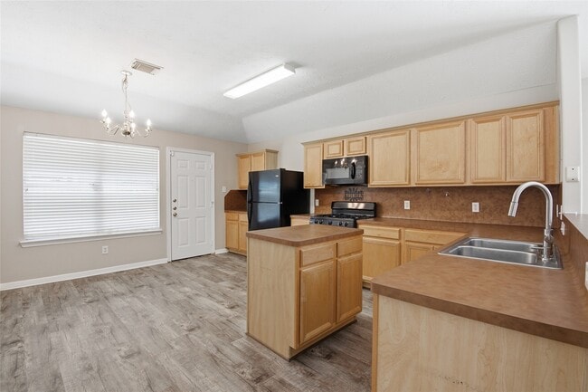 Building Photo - 2434 Montana Blue Dr