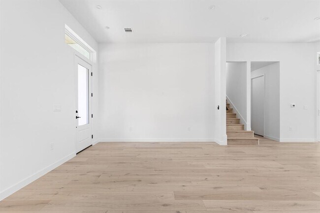 Building Photo - 2917 Lyons Rd