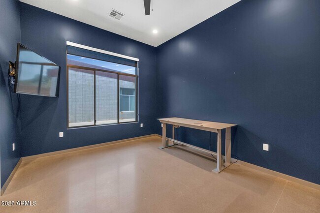 Building Photo - 4912 N 45th St