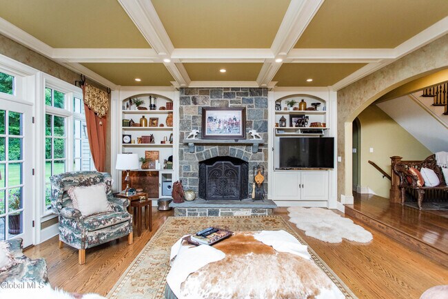 Building Photo - 106 Greenfield Ave