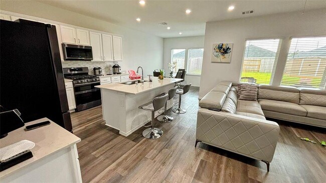 Building Photo - 306 Harper Vly Dr