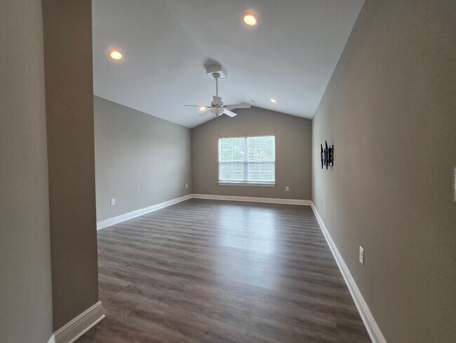 Building Photo - 2331 Hadleigh Hills Ct