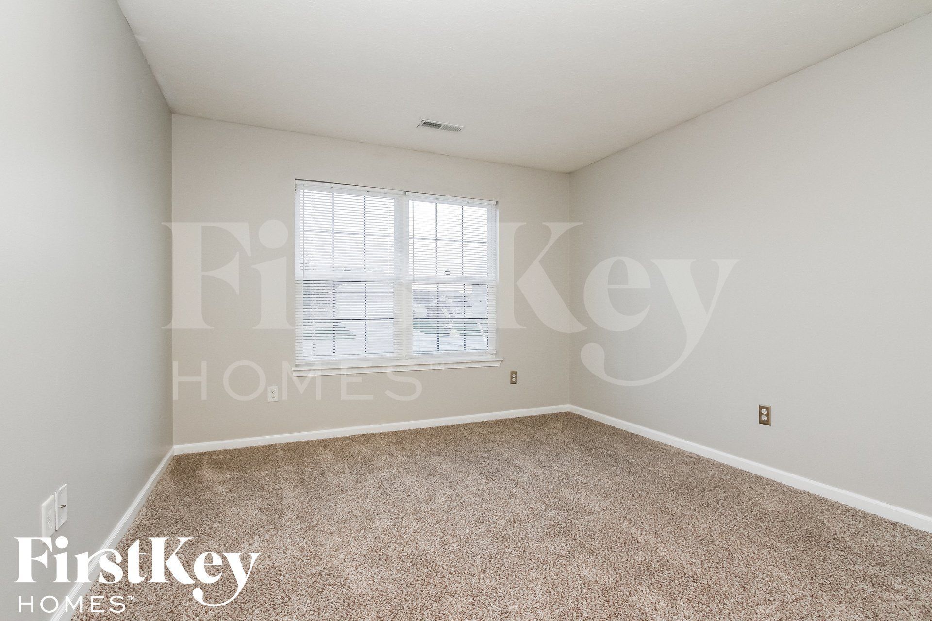 Building Photo - 8126 Oakley Ln