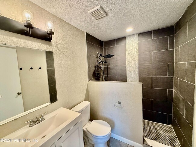 Building Photo - 1354 Stimson St