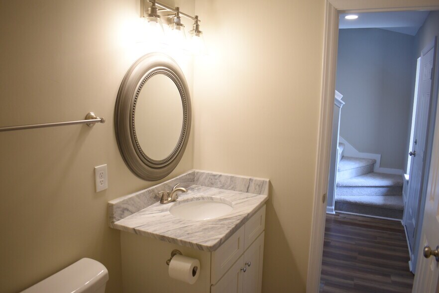 Building Photo - 1731 41st St