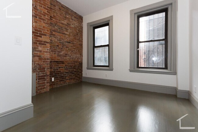 Building Photo - 7 Belvidere St