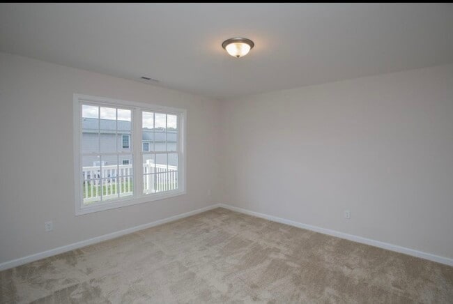 Building Photo - 17 Jackmia Way