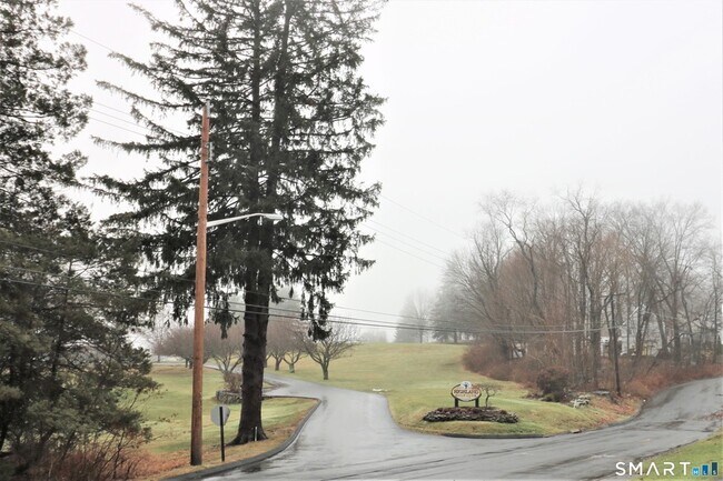 Building Photo - 6 Mary St