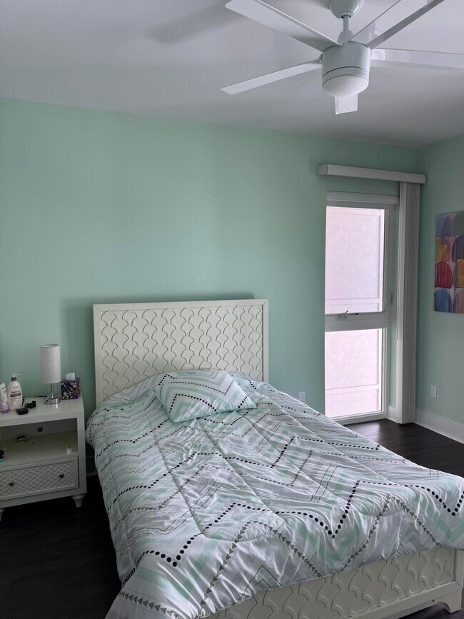 Building Photo - 59 Cypress Breeze Blvd S