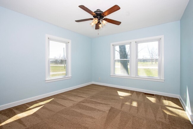 Building Photo - Four Bedroom Single-Family Home