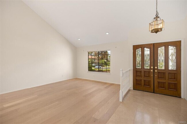 Building Photo - 21322 Cll Balsa