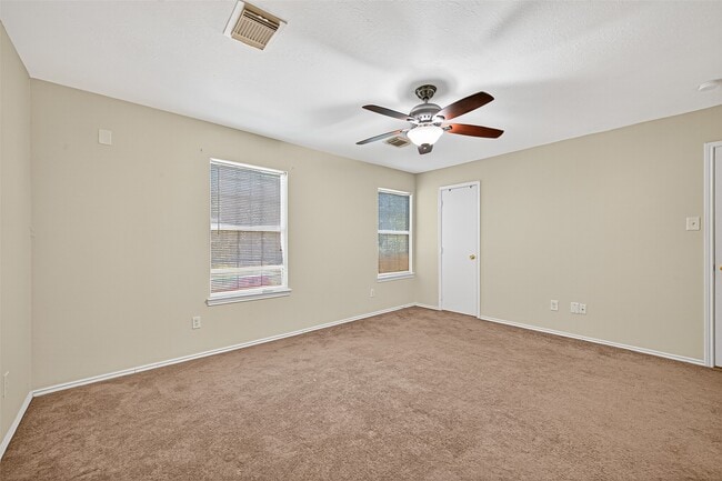 Building Photo - 3714 Bent Springs Ln