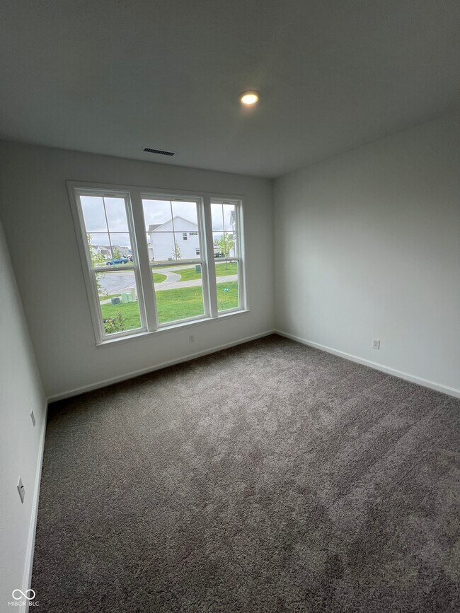 Building Photo - 877 Arkansas Ct