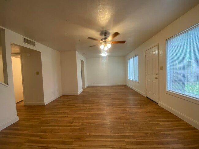 Building Photo - 2869 Blairstone Ct