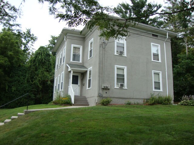 Building Photo - 20 Church St