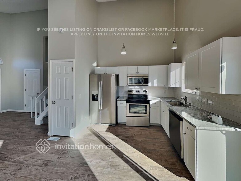 Building Photo - 4262 E 133rd Pl