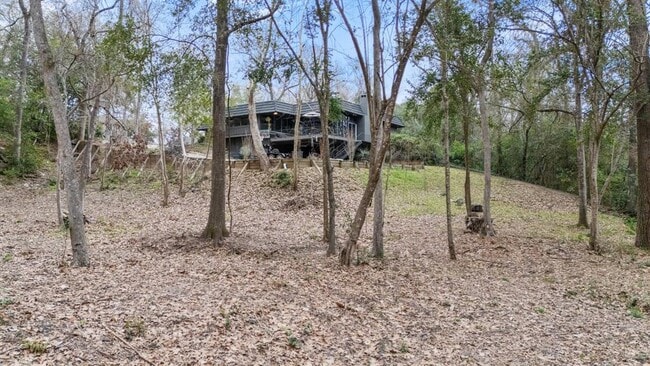Primary Photo - 827 W Magnolia St