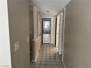 Building Photo - 3823 S Maryland Pkwy