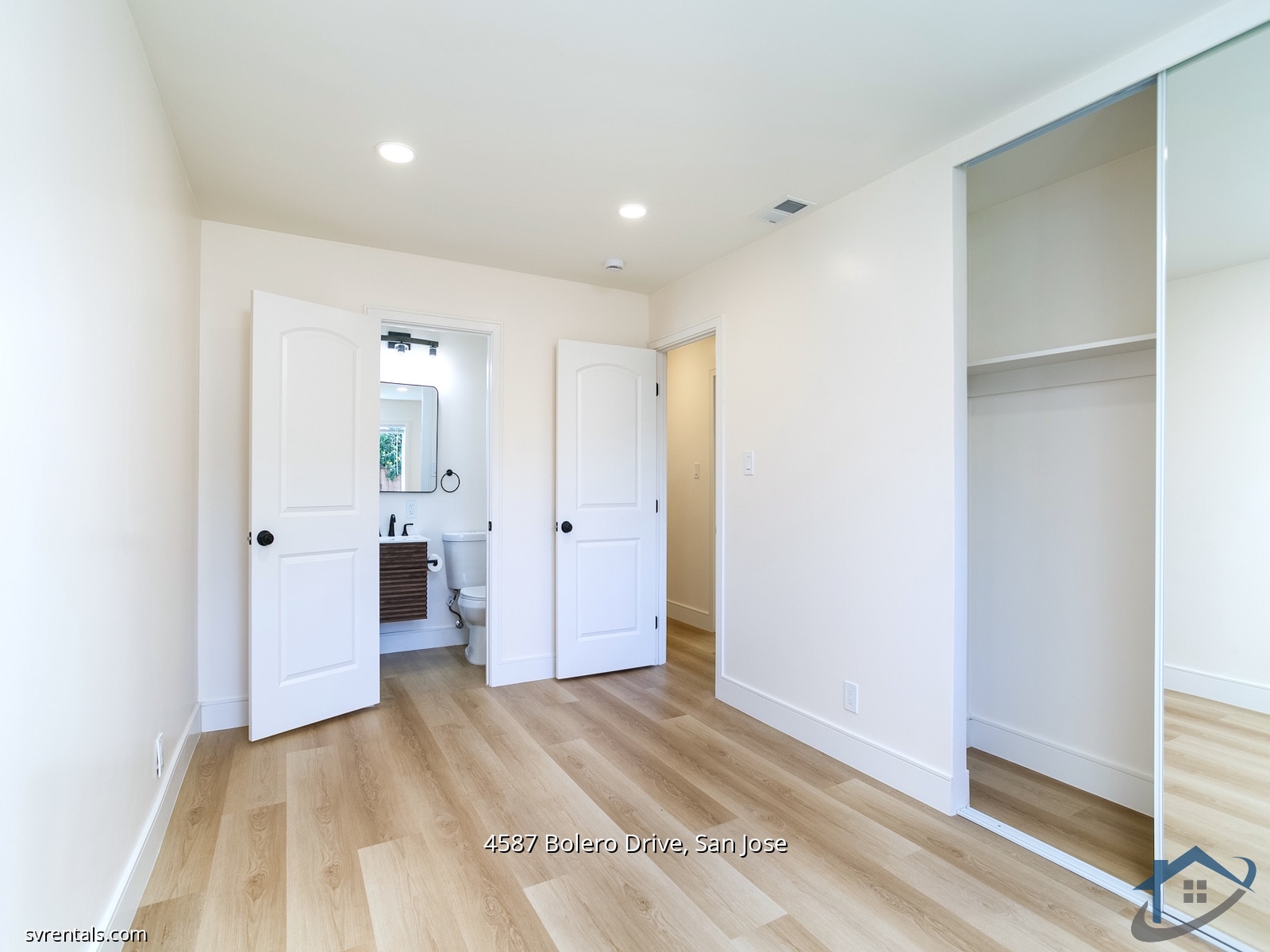 Building Photo - 4587 Bolero Dr