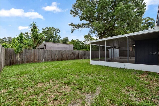 Building Photo - 512 Langford Cir