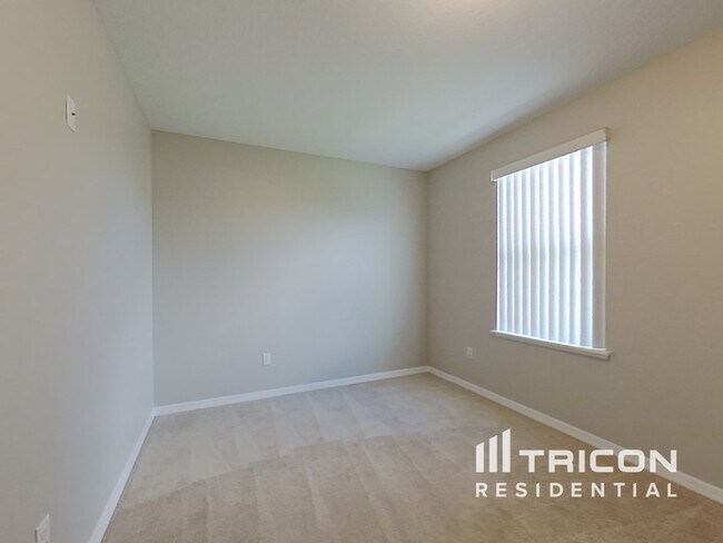 Building Photo - 616 Del Pilar Drive Groveland FL