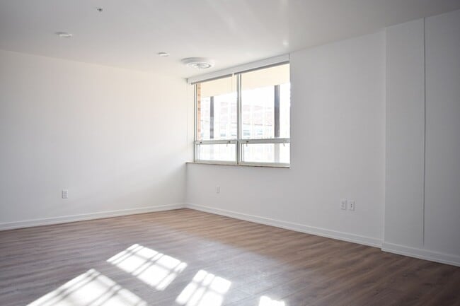 Floorplan - Interstate Flats