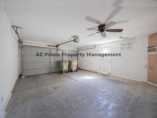 Building Photo - 6523 W Brown St