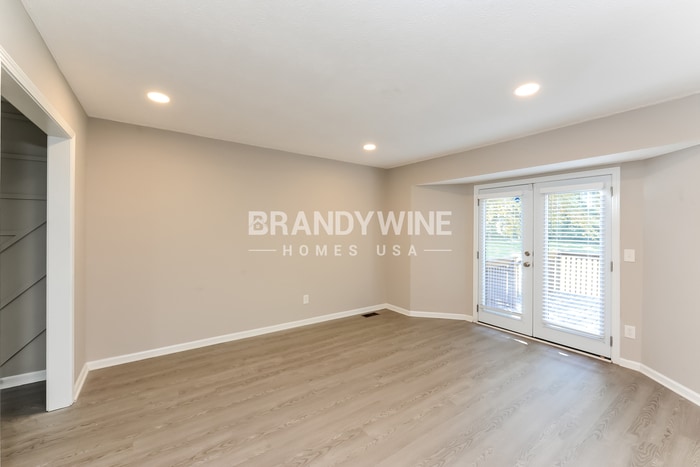 Building Photo - 100 Crawford Cir