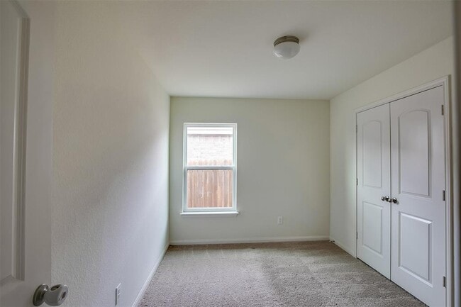 Building Photo - 149 Proclamation Ave