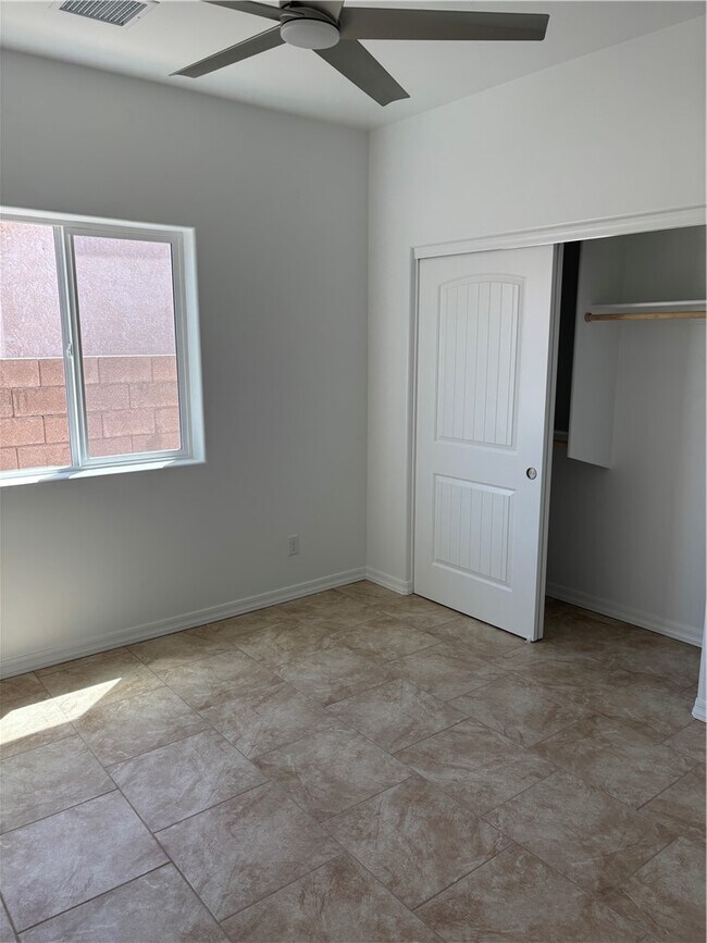 Building Photo - 2601 Chambers Ave