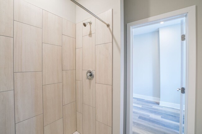 Building Photo - 1233 S 22nd St