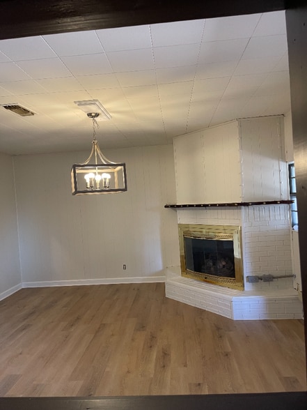 Building Photo - 1608 Janice Dr