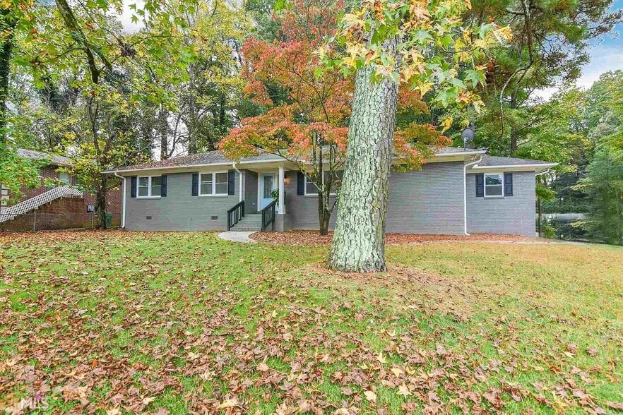 Building Photo - 2480 Cascade Rd SW