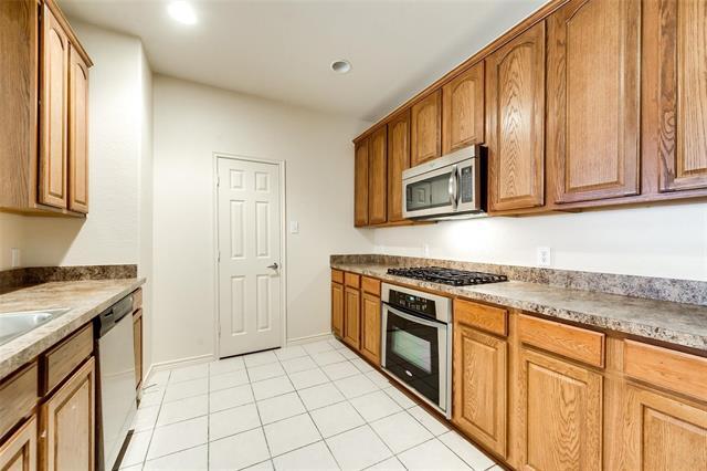 Building Photo - 9248 Park Garden Dr
