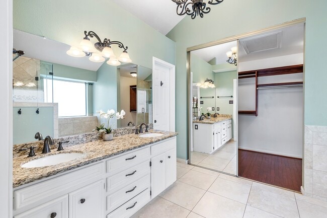 Building Photo - 15107 Easton Park Dr