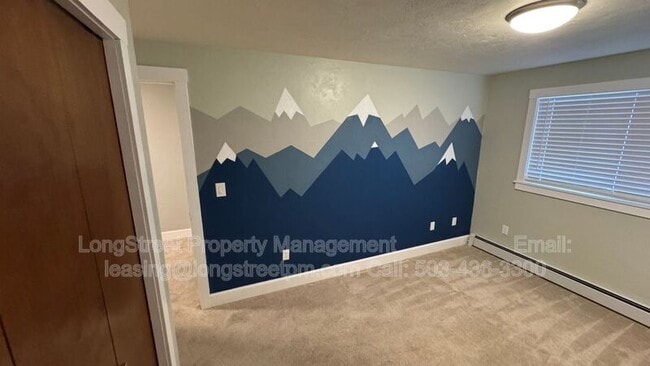 Building Photo - 2995 Fir Oaks Dr SW