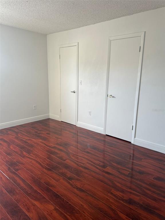 Building Photo - 6036 Amberly Ct