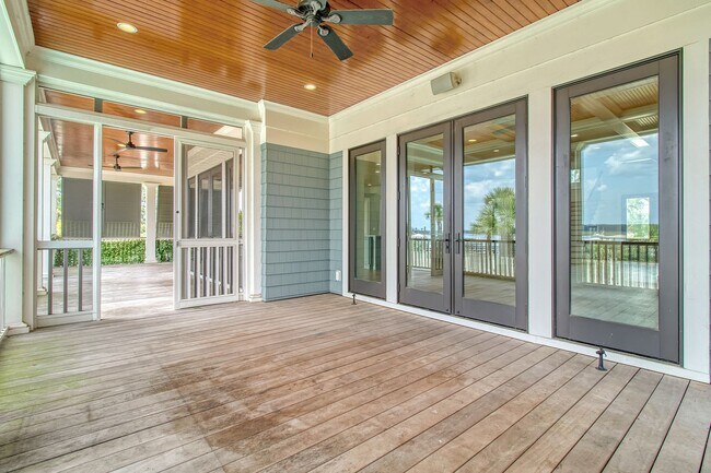 Building Photo - 4 Bedroom 4.5 Bath Home in Dunes West - Mt. Pleasant